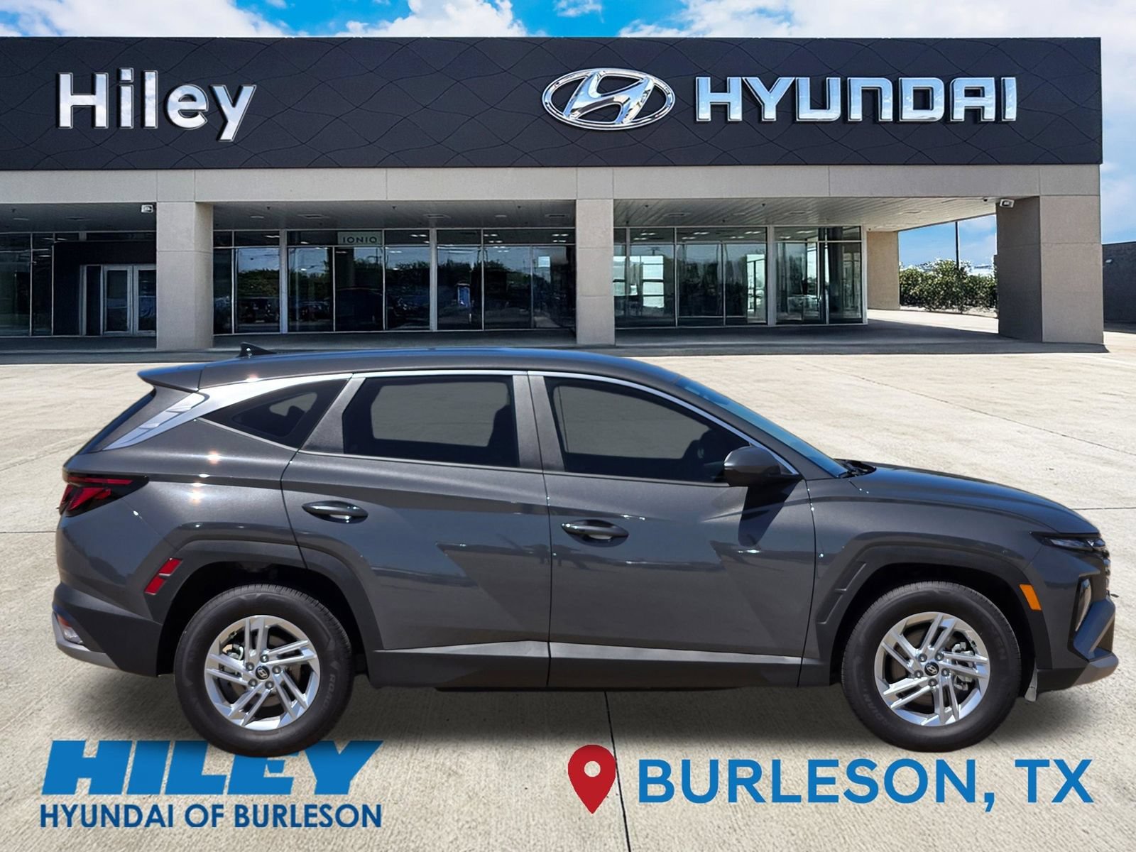 Certified 2026 Hyundai Tucson SE FWD image 3