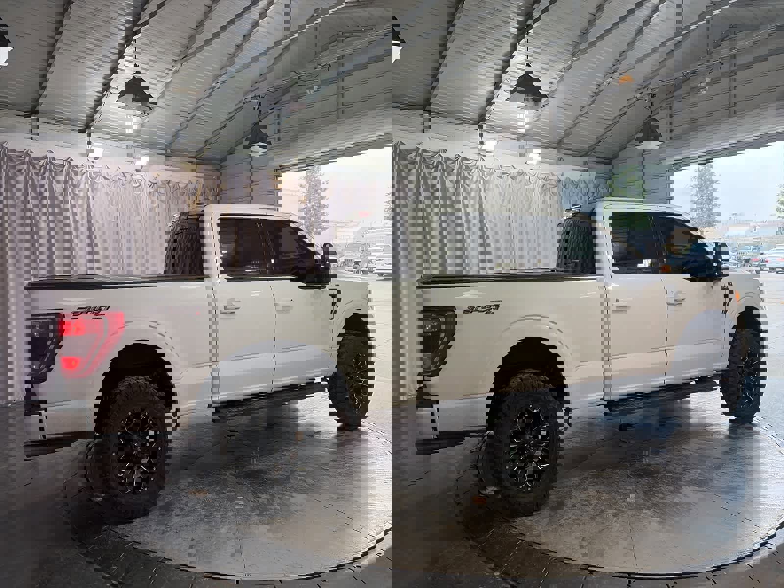 Used 2021 Ford F150 XLT w/ Equipment Group 302A High image 11