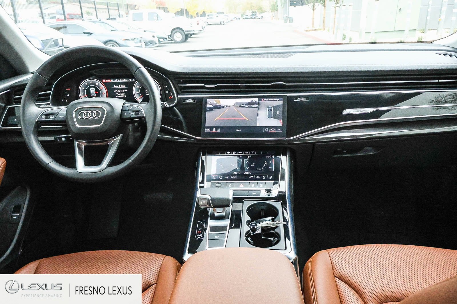 Used 2023 Audi Q8 Premium Plus w/ Premium Plus Package image 16