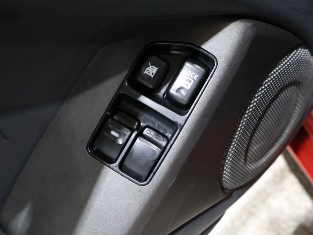 Used 2009 Mitsubishi Eclipse GS image 13