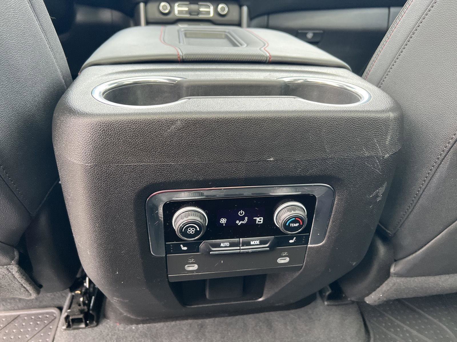 Used 2023 Chevrolet Suburban RST w/ Luxury Package image 22