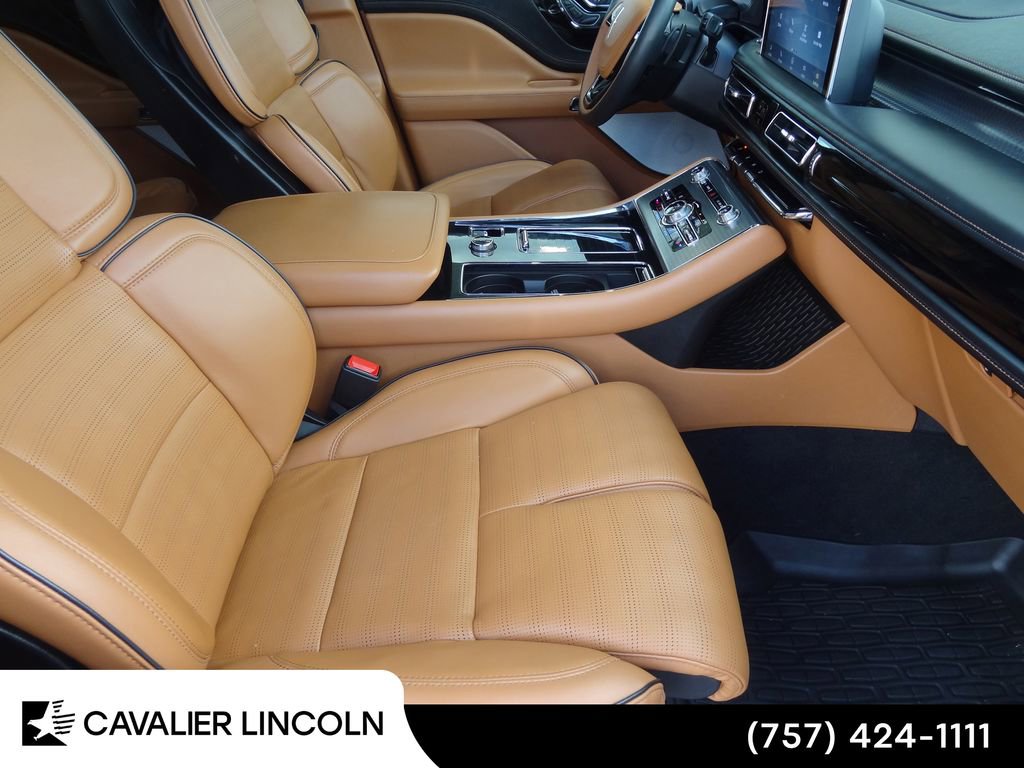 Used 2024 Lincoln Aviator Black Label w/ Dynamic Handling Package image 22