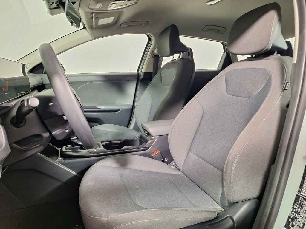 Used 2025 Kia K4 FWD image 22