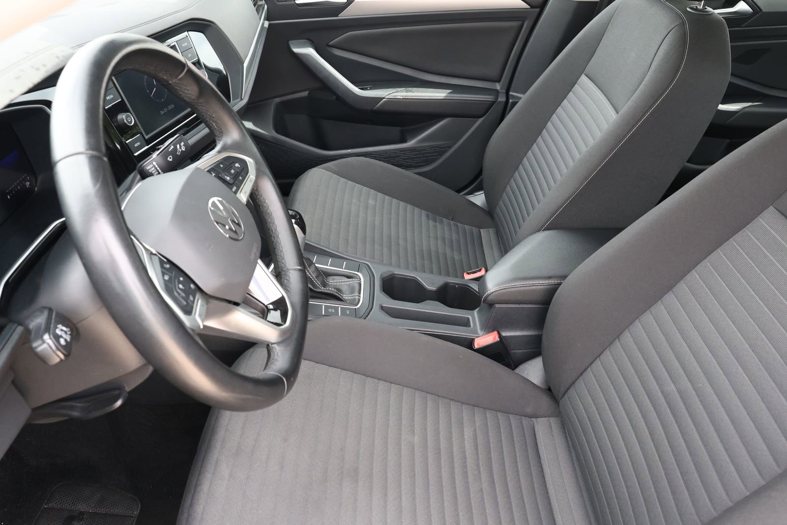 Used 2024 Volkswagen Jetta S image 14