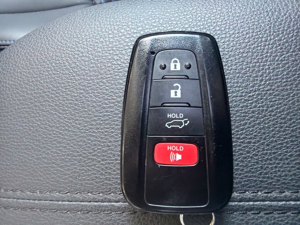 Used 2022 Toyota RAV4 XSE AWD/4WD image 26