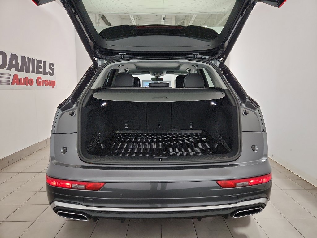 Used 2023 Audi Q5 2.0T Premium Plus w/ Premium Plus Package image 42