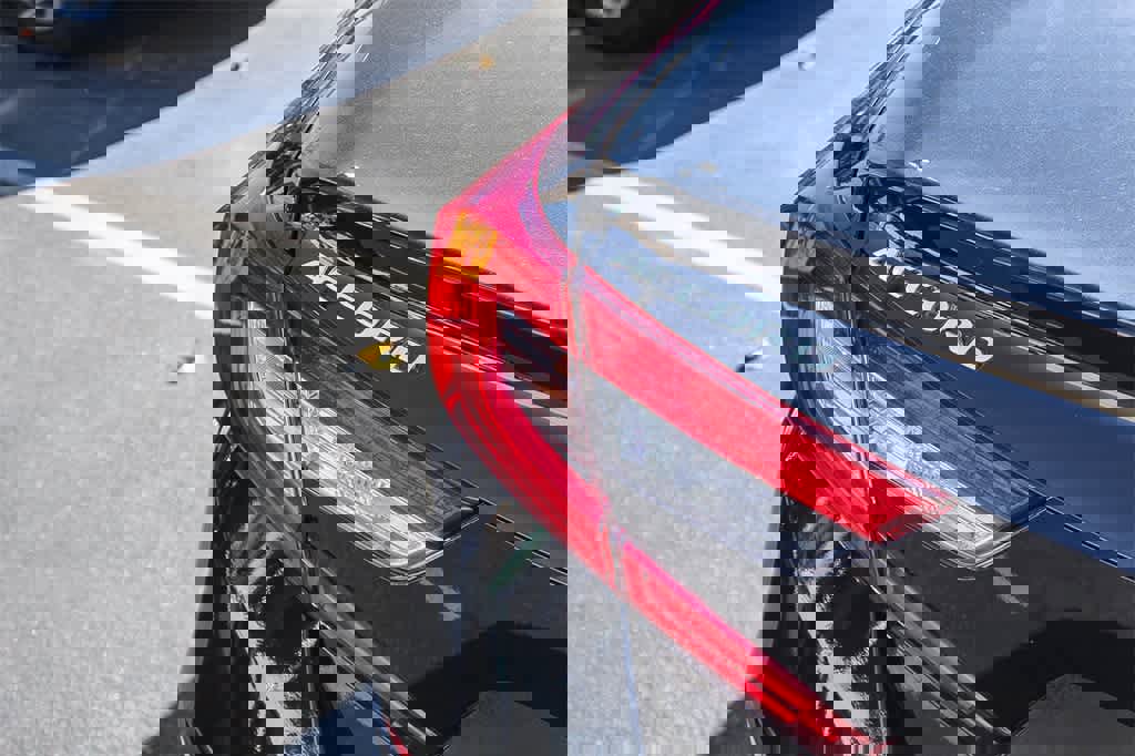 Used 2022 Honda Accord LX image 8