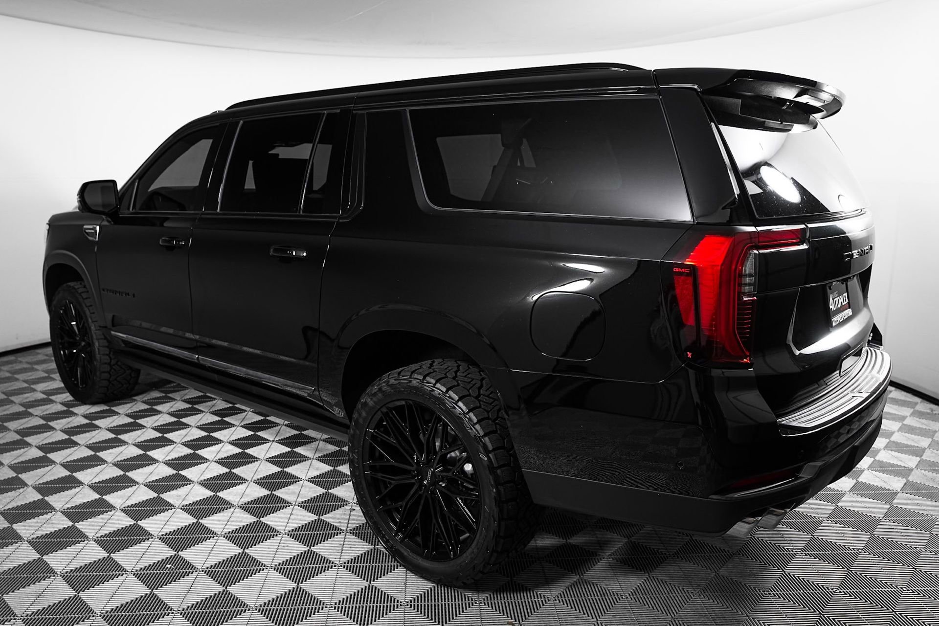 Used 2026 GMC Yukon XL Denali Ultimate w/ LPO, Floor Liner Package image 12