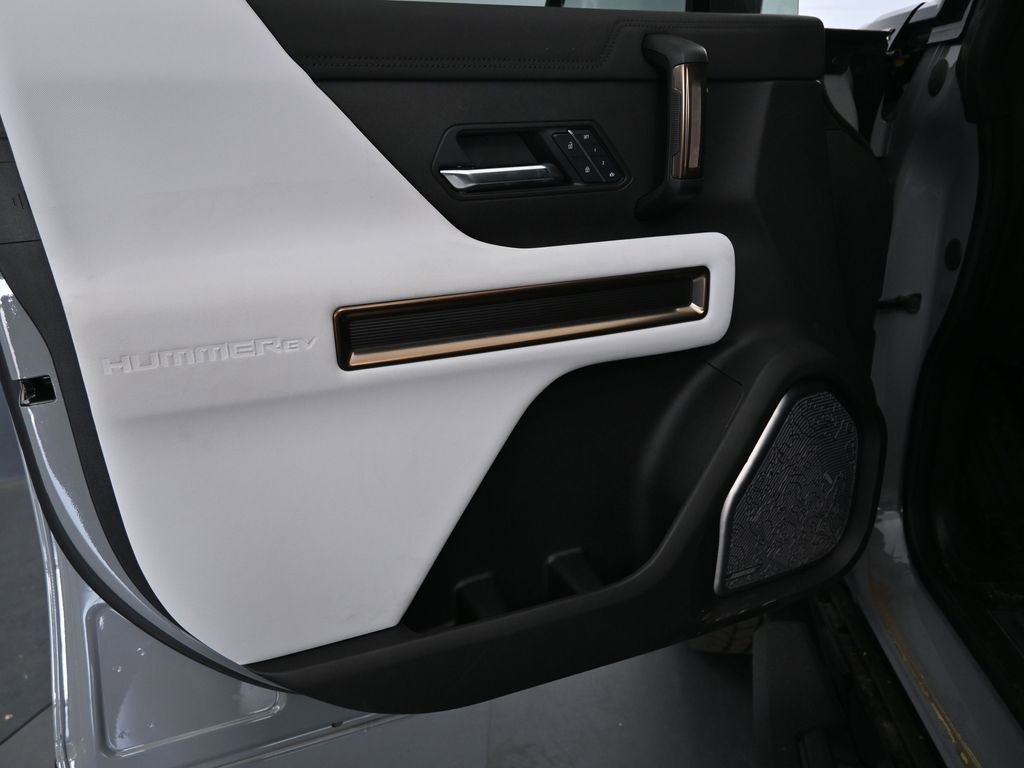 New 2025 GMC Hummer EV 2X image 17