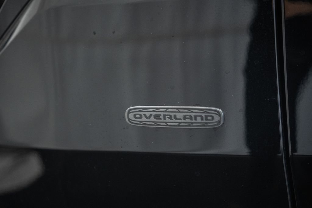 New 2026 Jeep Cherokee Overland w/ Advanced Pro Tech Group image 7