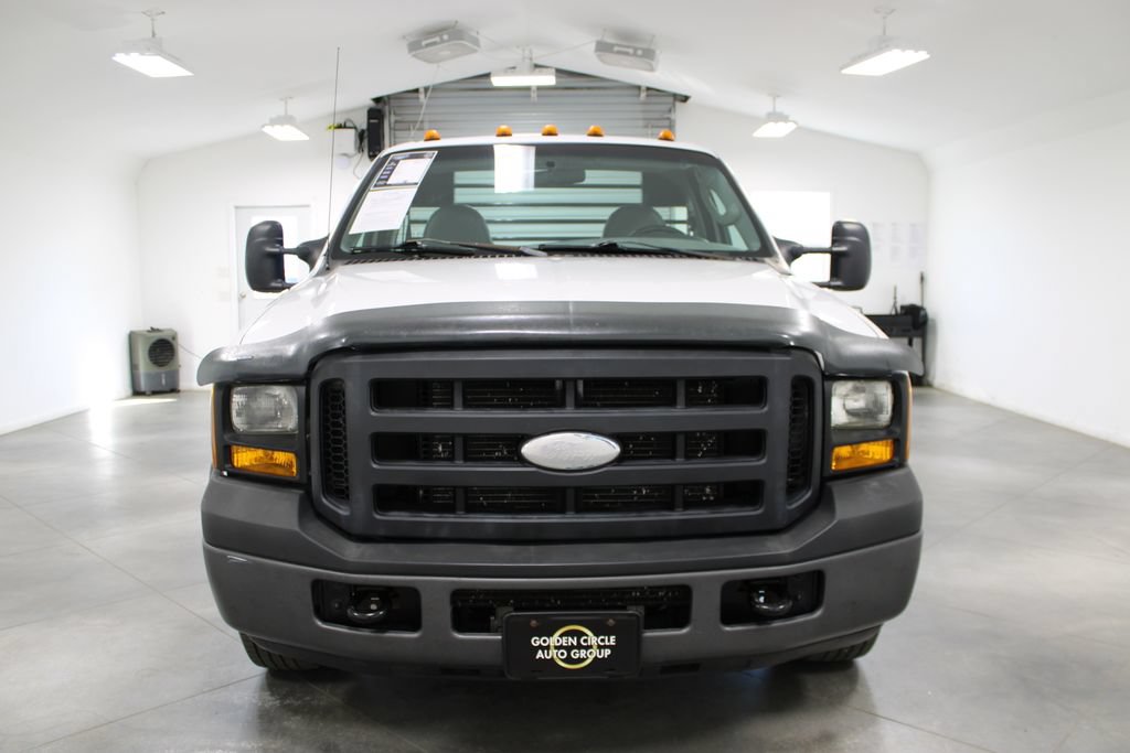 Used 2006 Ford F350 XL RWD video 2