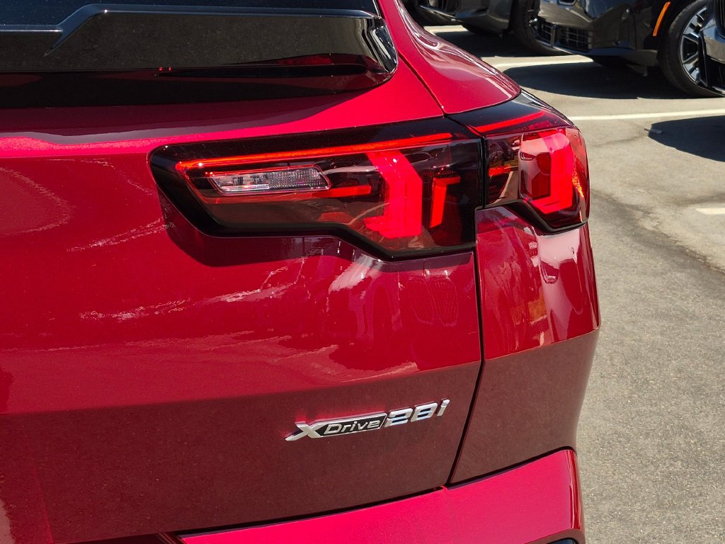New 2026 BMW X2 xDrive28i w/ Technology Package AWD/4WD image 26