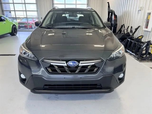 Used 2021 Subaru Crosstrek 2.0i Premium w/ Moonroof Package AWD/4WD image 7