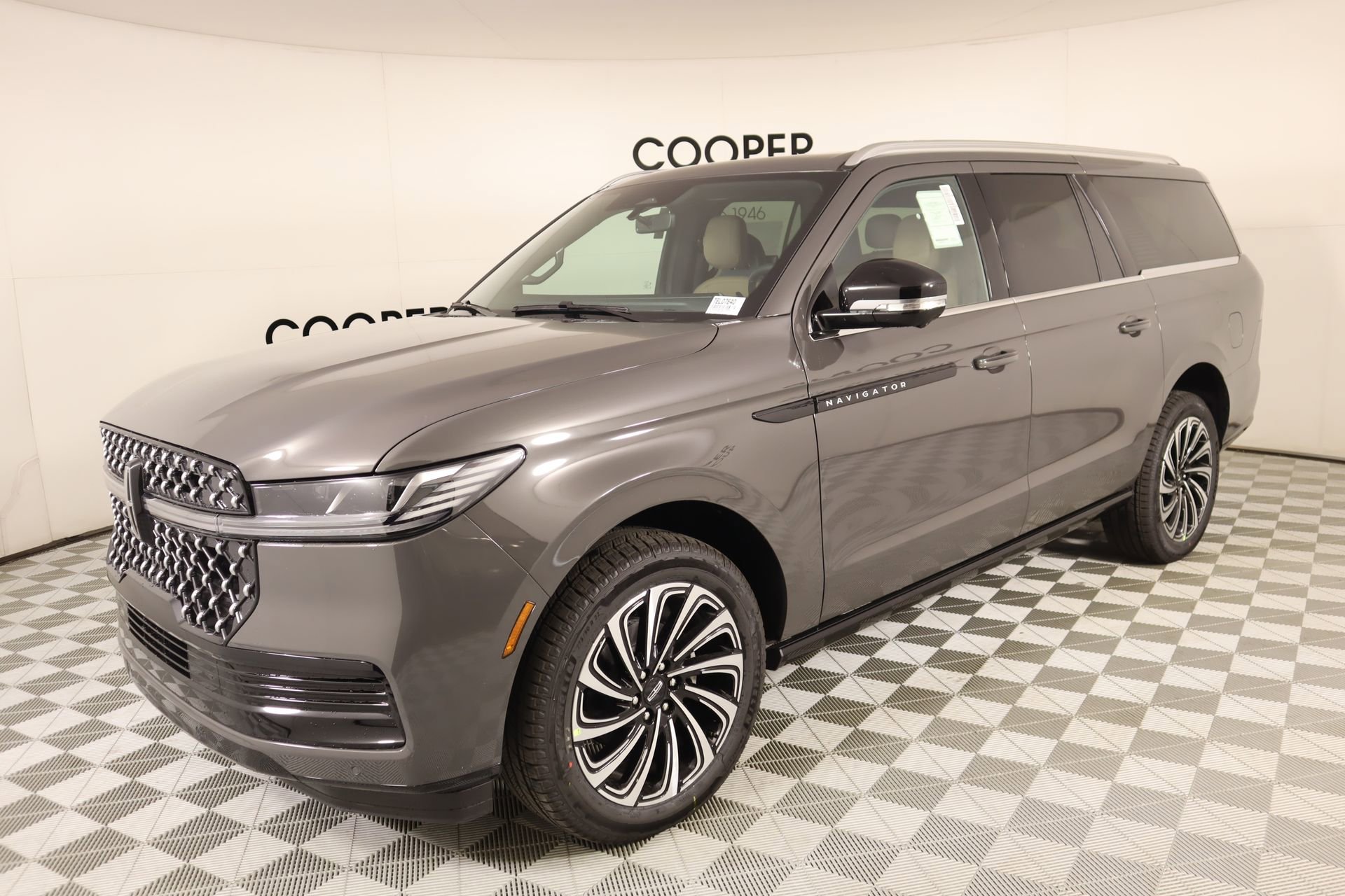 New 2026 Lincoln Navigator L Black Label image 10