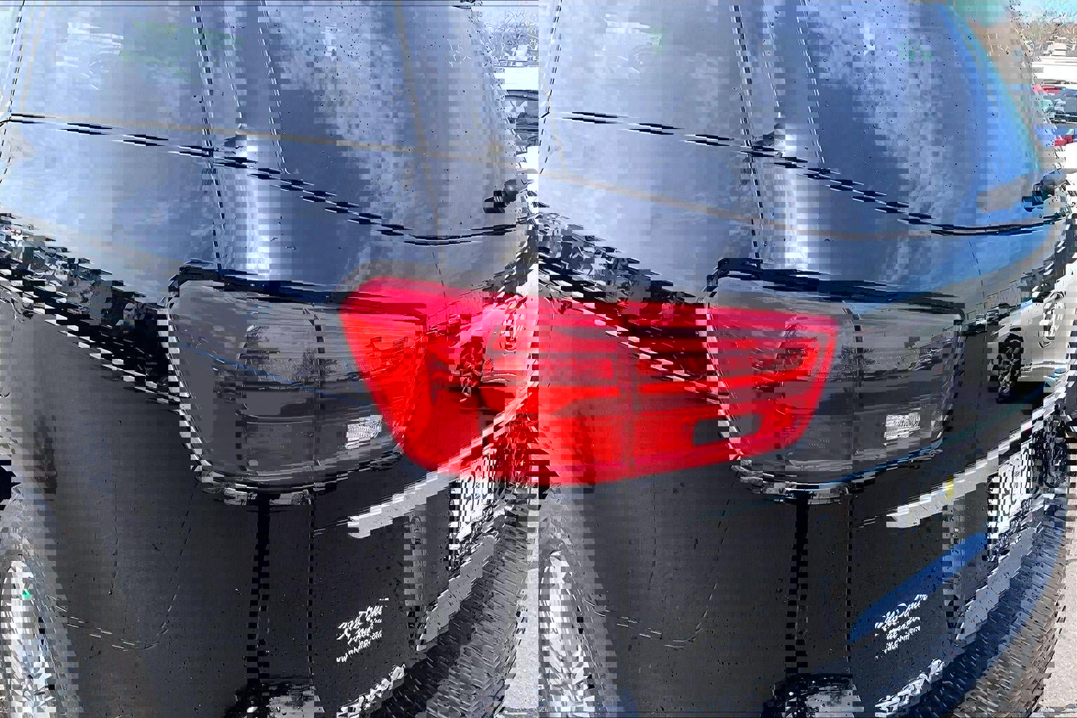 Used 2020 Kia Sedona SX image 24