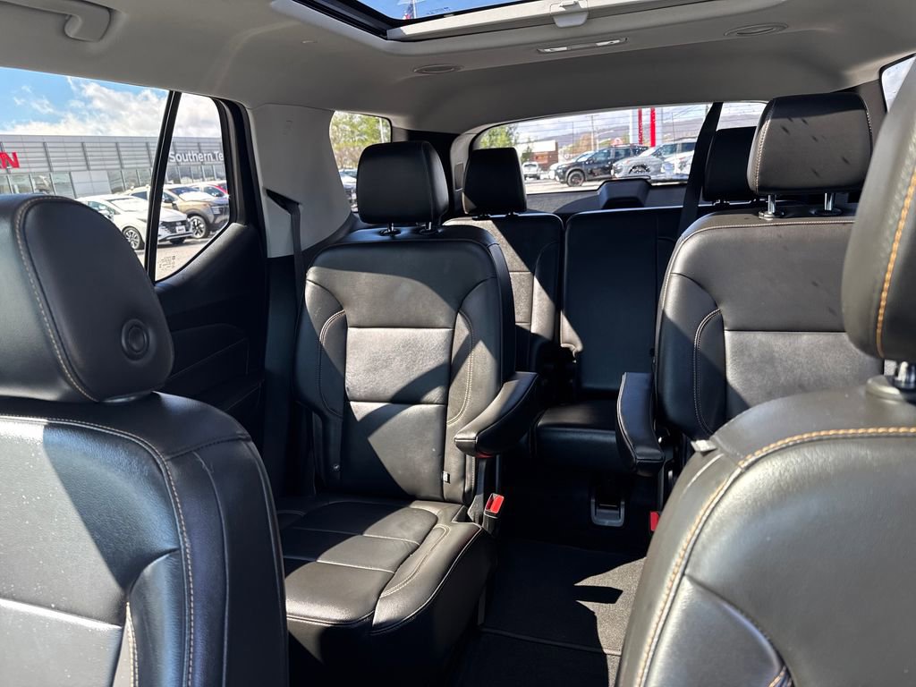 Used 2021 Chevrolet Traverse LT w/ LT Premium Package image 37