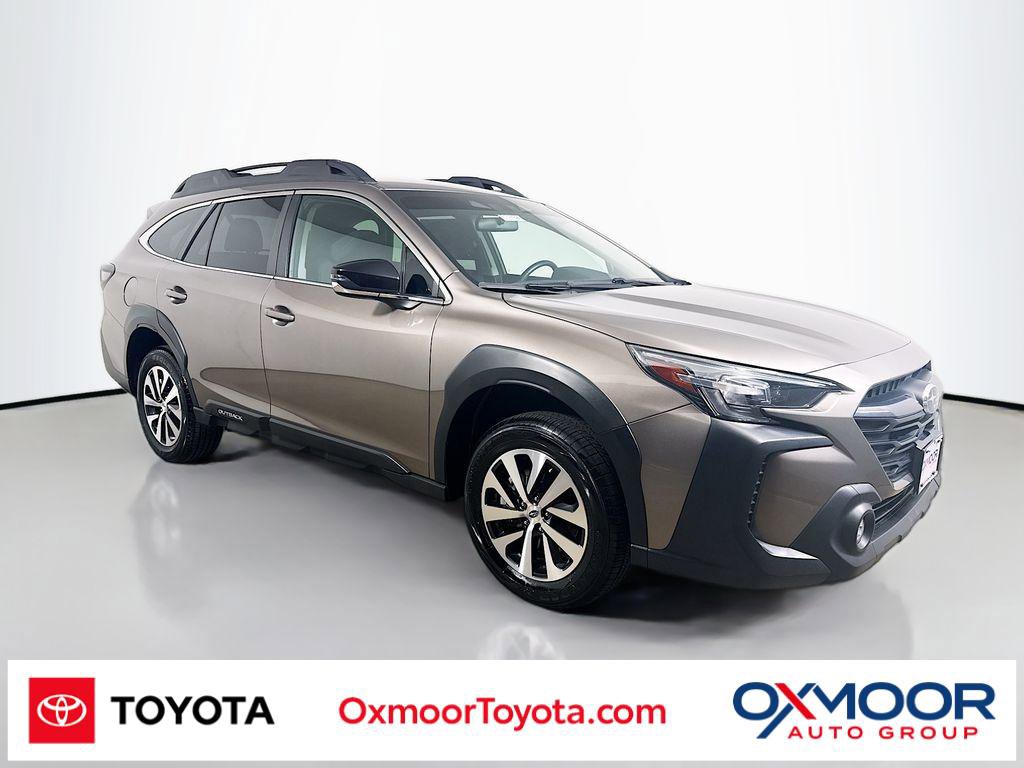 Used 2024 Subaru Outback Premium AWD/4WD image 1