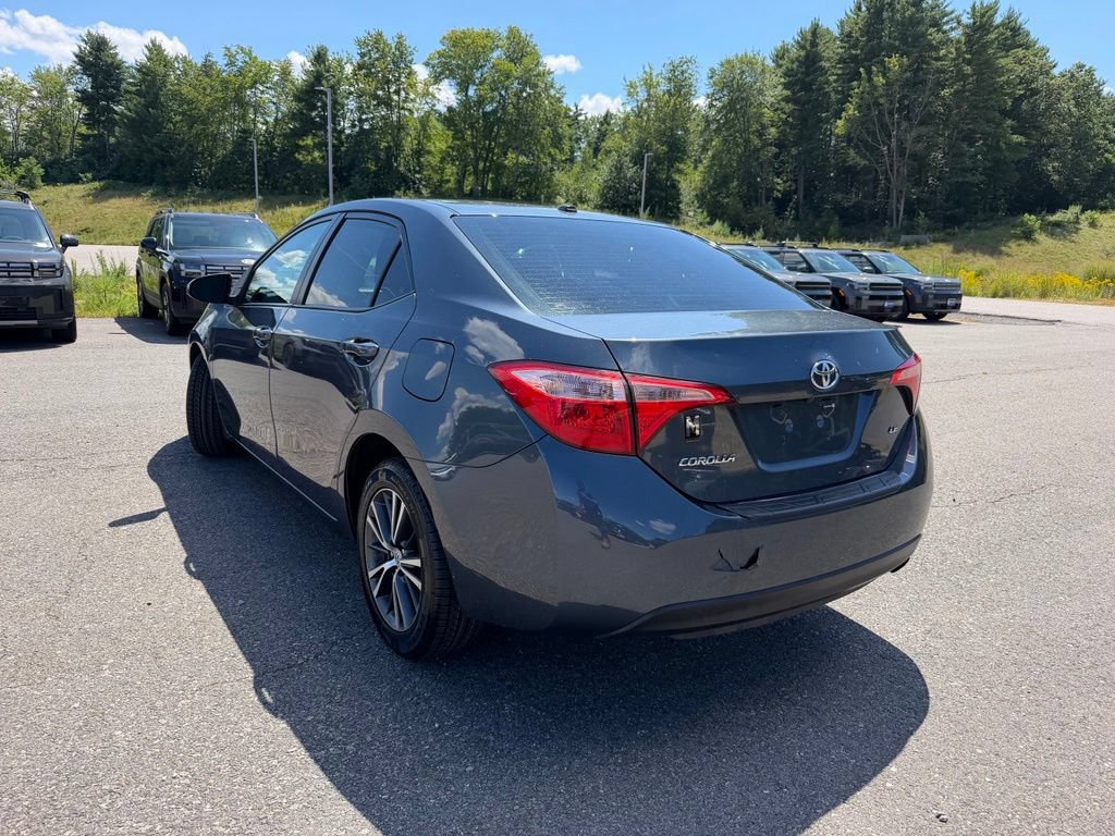 Used 2019 Toyota Corolla LE w/ LE Premium Package w/Moonroof FWD image 2
