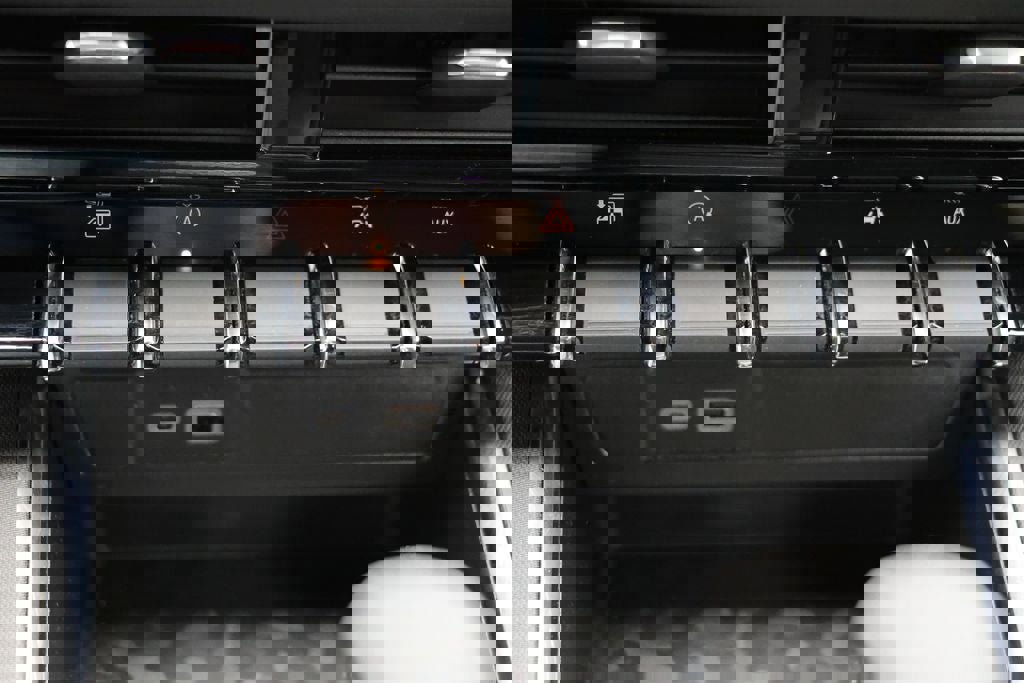 Used 2024 GMC Canyon Elevation w/ Trailering Package image 30