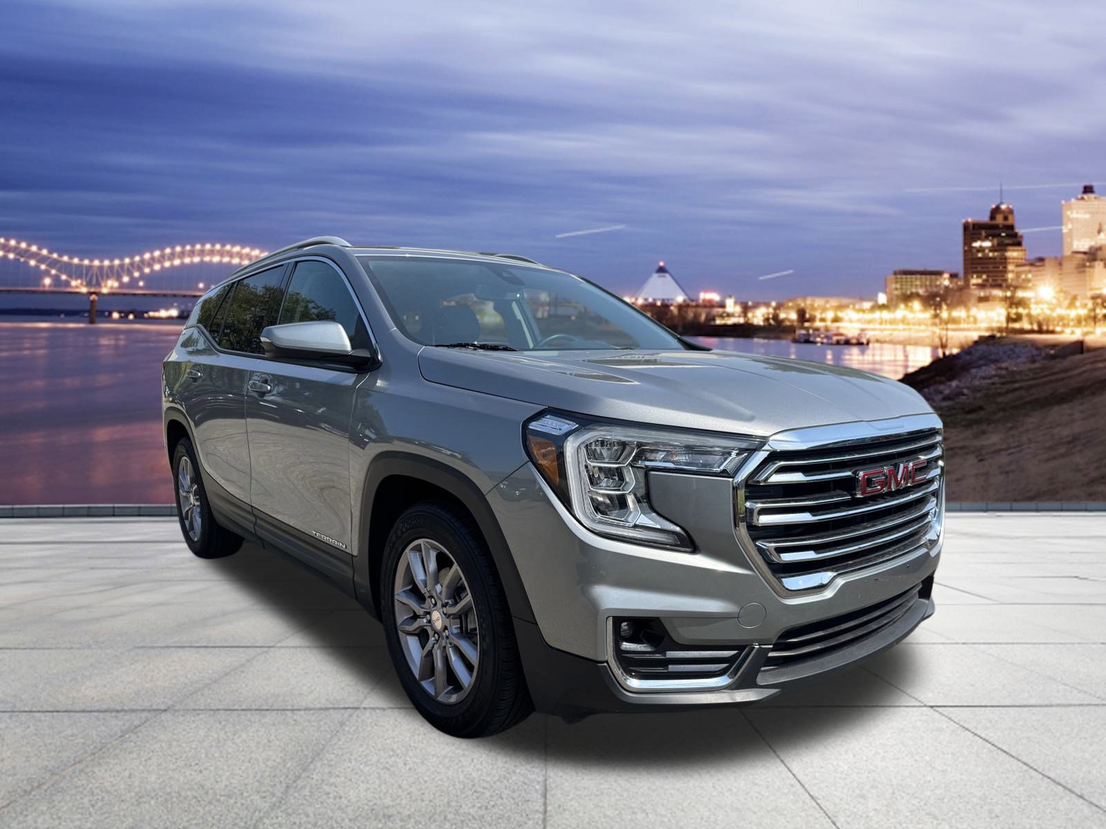 Used 2023 GMC Terrain SLT image 4