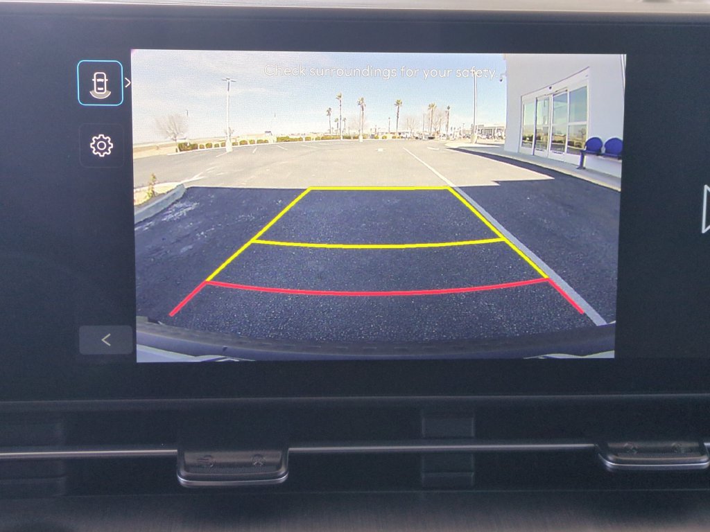 Used 2025 Hyundai Kona SEL FWD image 19