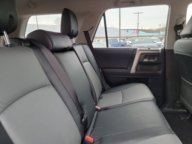 Used 2024 Toyota 4Runner SR5 Premium image 24