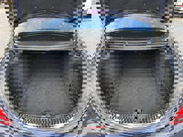 Used 2018 Mercedes-Benz S 560 Sedan image 14