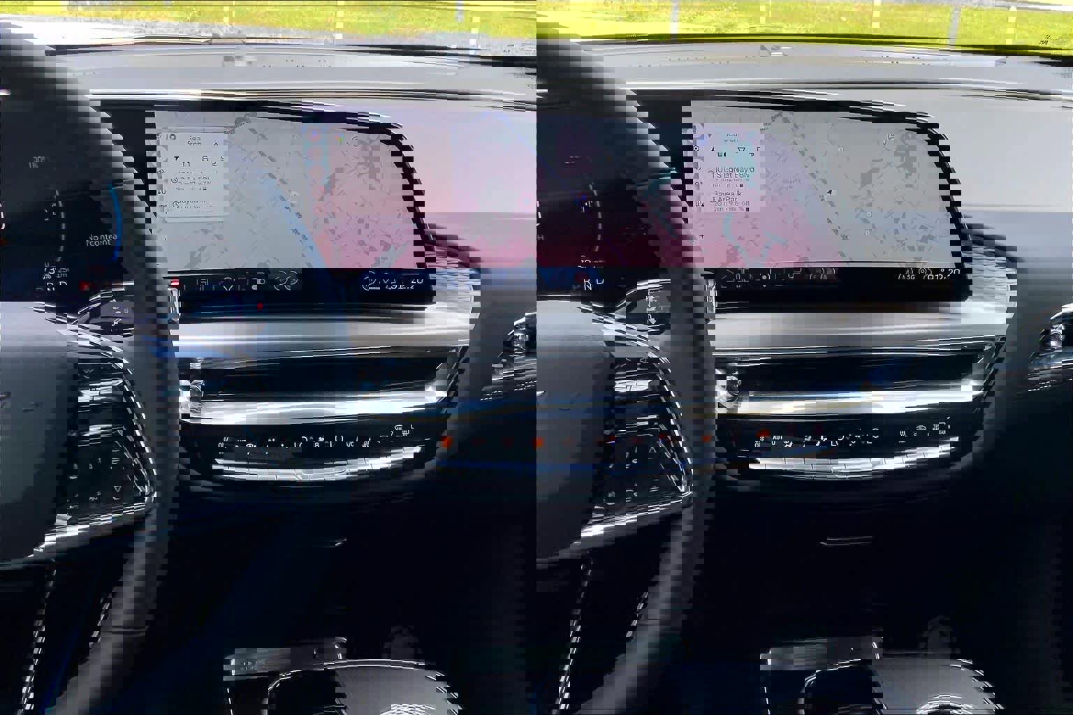 Used 2025 Cadillac Lyriq Luxury RWD image 6