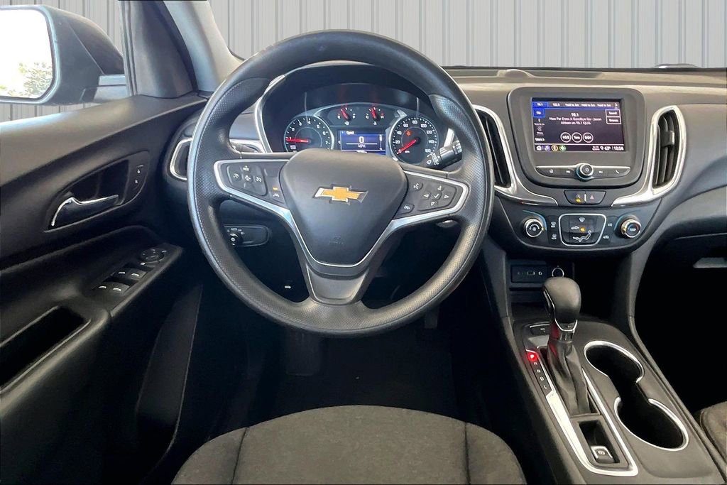 Used 2022 Chevrolet Equinox LT AWD/4WD image 2