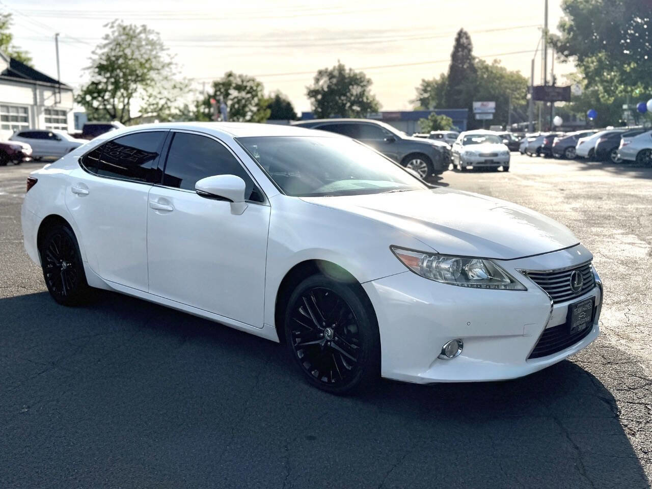 Used 2013 Lexus ES 350 w/ Luxury Pkg FWD image 6