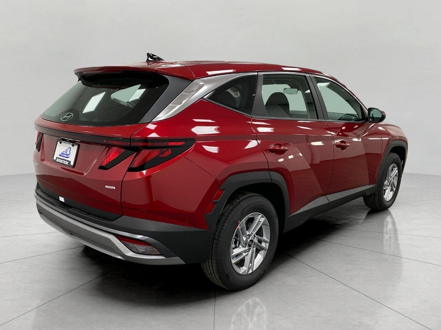 New 2026 Hyundai Tucson SE image 3
