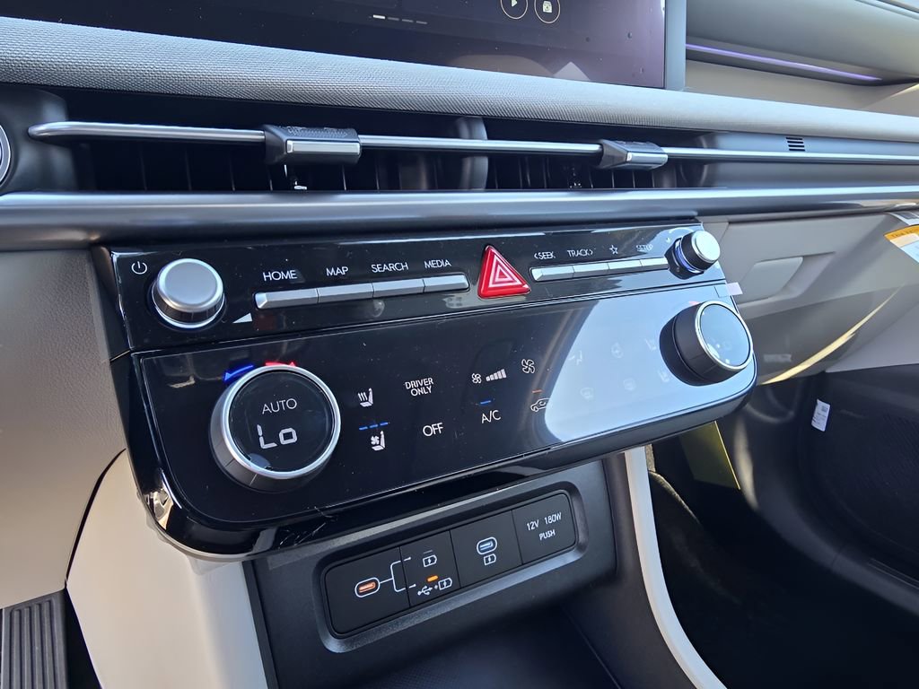 New 2026 Hyundai Tucson Limited image 23