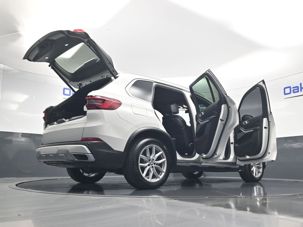 Used 2020 BMW X5 xDrive40i w/ Premium Package image 61