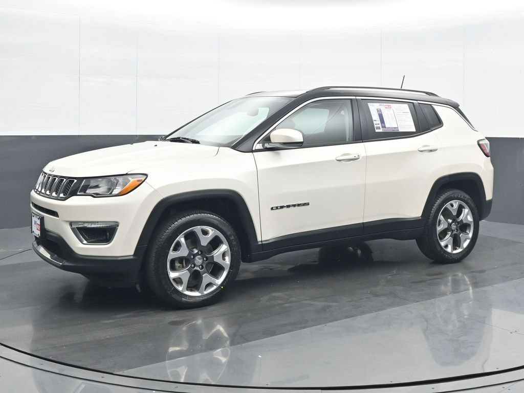 Used 2019 Jeep Compass Limited AWD/4WD image 2