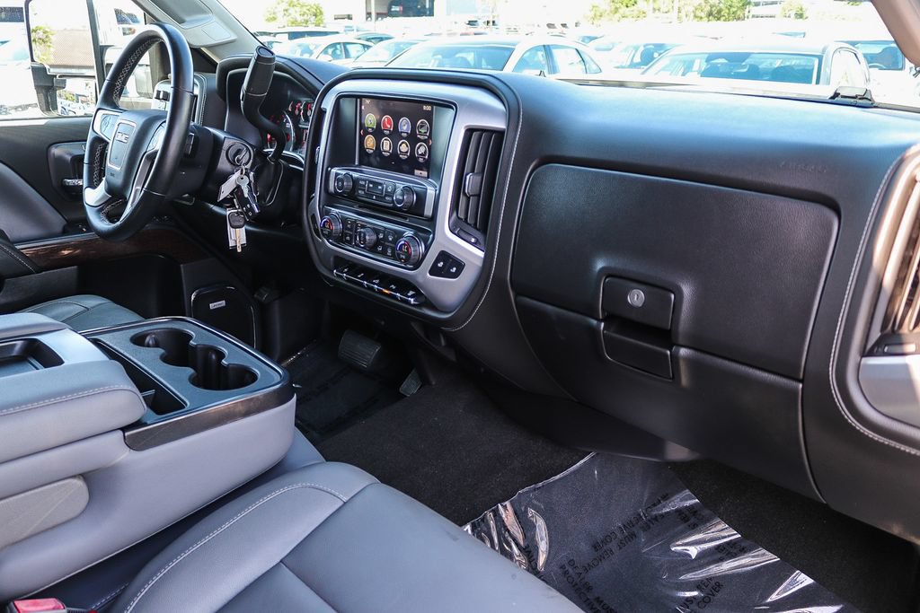 Used 2016 GMC Sierra 2500 SLT w/ Duramax Plus Package AWD/4WD image 21