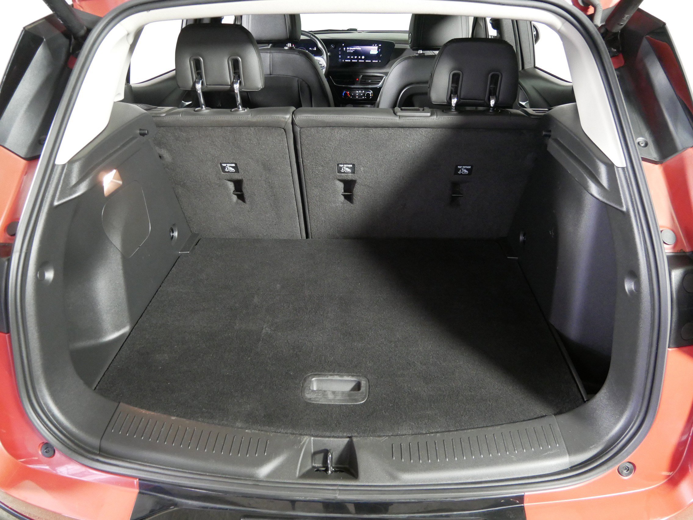 Used 2024 Buick Encore GX Sport Touring w/ Comfort Package image 18