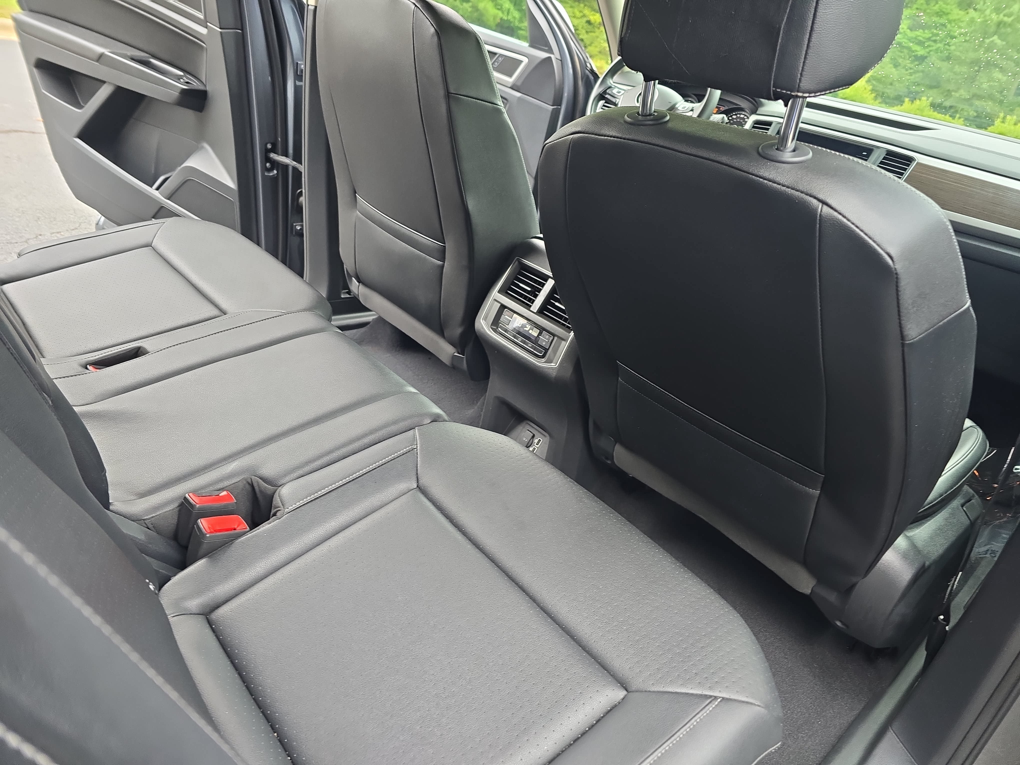 Used 2019 Volkswagen Atlas SE FWD image 11