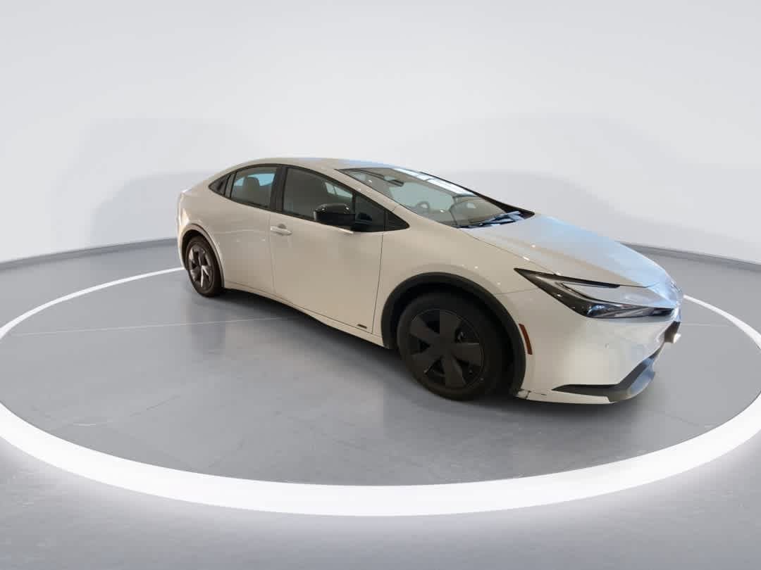 Certified 2024 Toyota Prius LE AWD/4WD image 2
