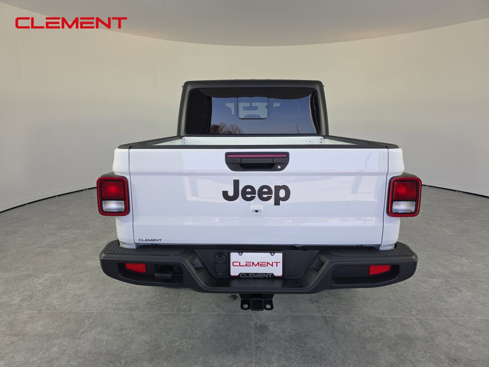Used 2022 Jeep Gladiator Sport image 7