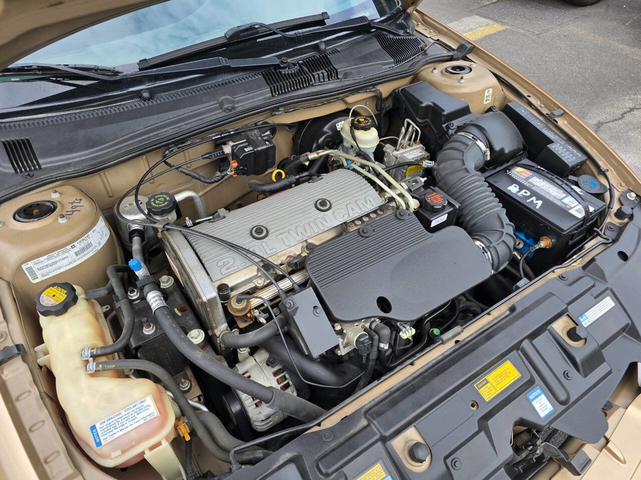 Used 2000 Chevrolet Cavalier LS w/ Preferred Equipment Group 2 FWD image 31