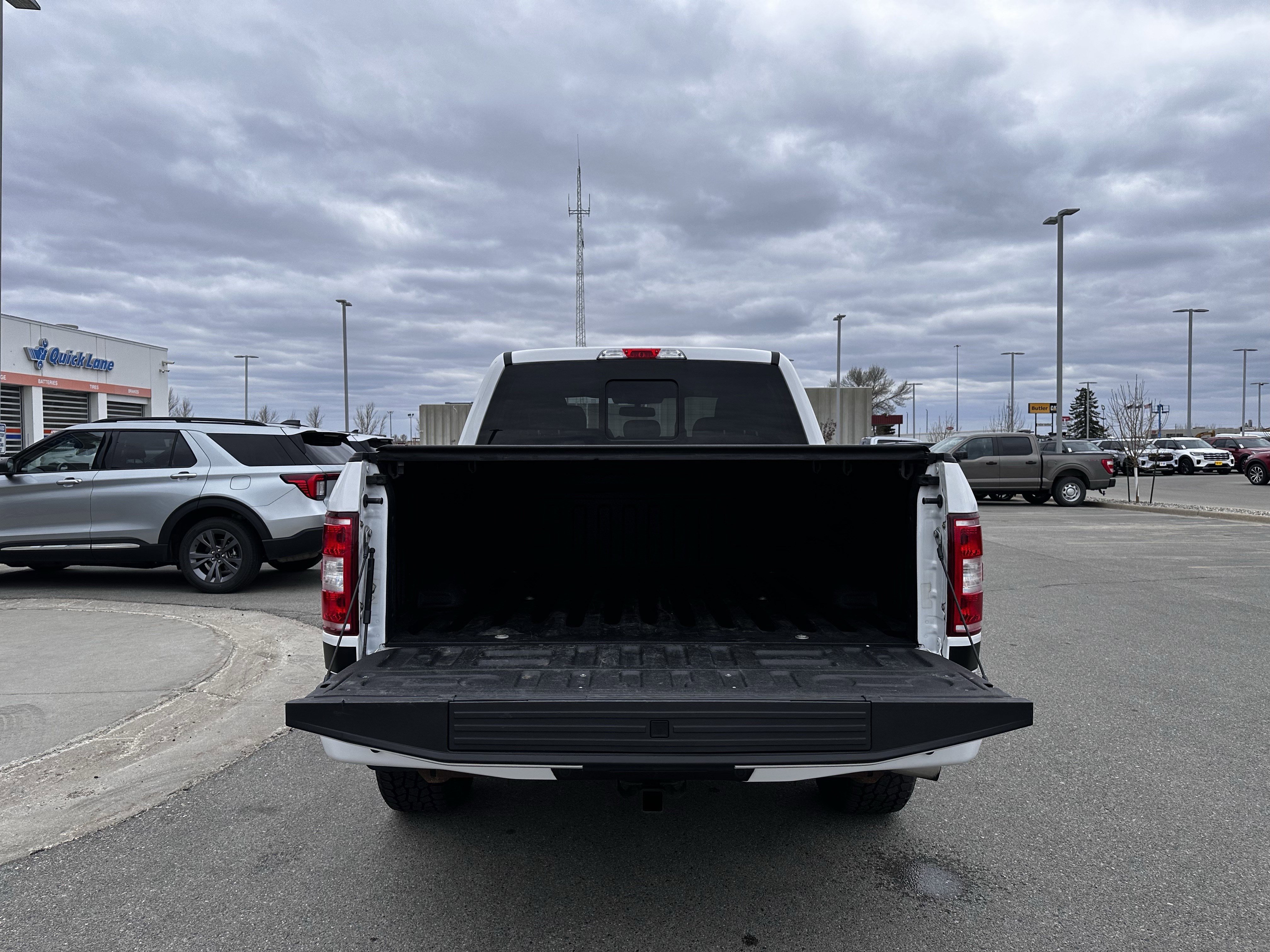 Used 2019 Ford F150 XLT w/ Equipment Group 302A Luxury AWD/4WD image 22