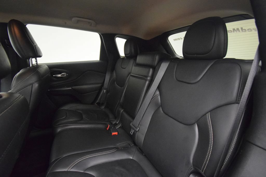 Used 2017 Jeep Cherokee Limited AWD/4WD image 20