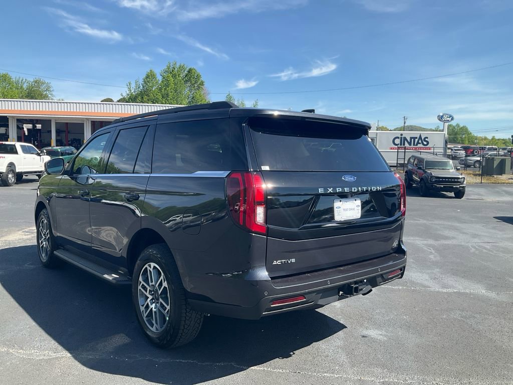 New 2026 Ford Expedition Active AWD/4WD image 7