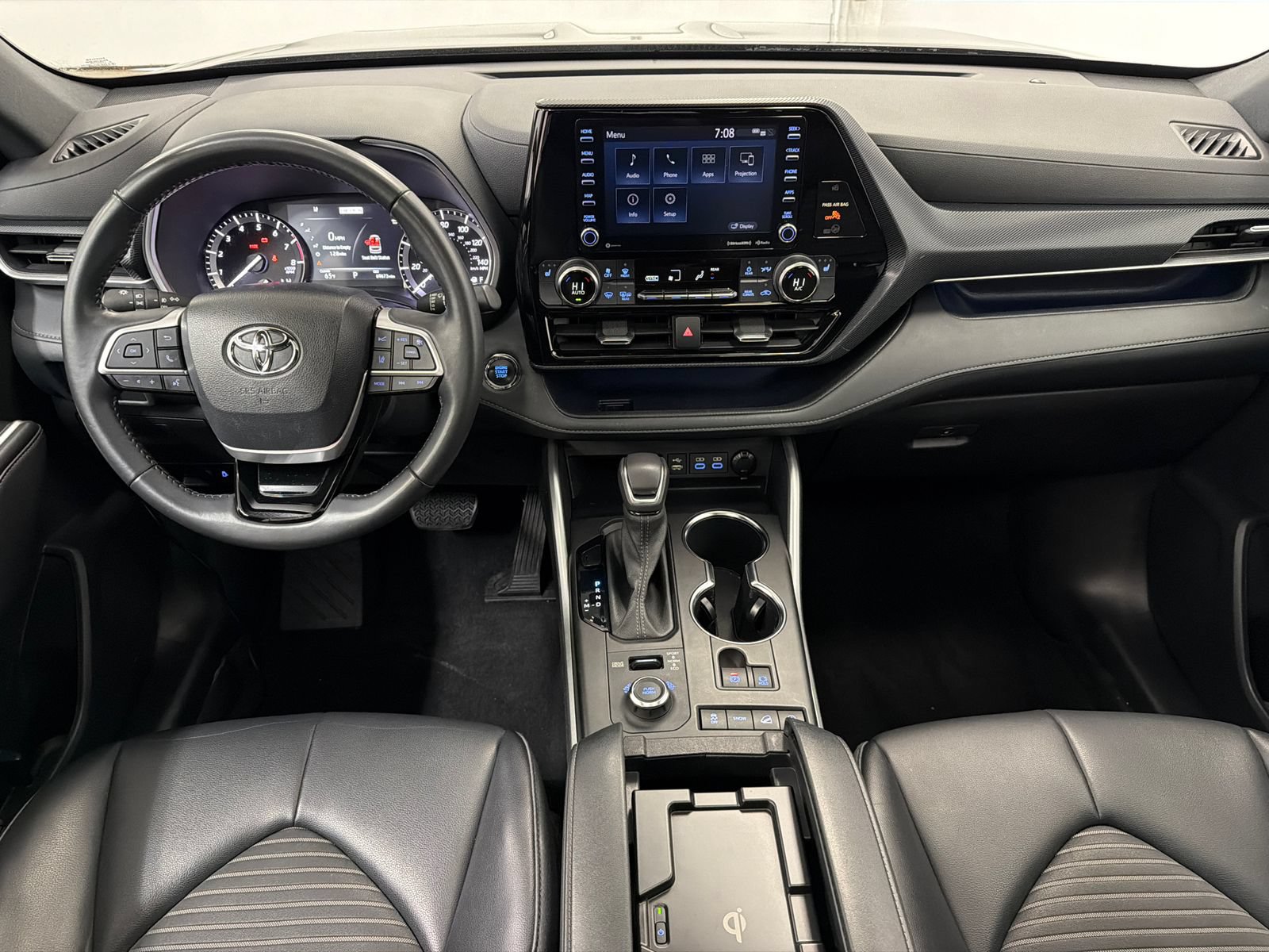 Used 2022 Toyota Highlander XSE AWD/4WD image 20