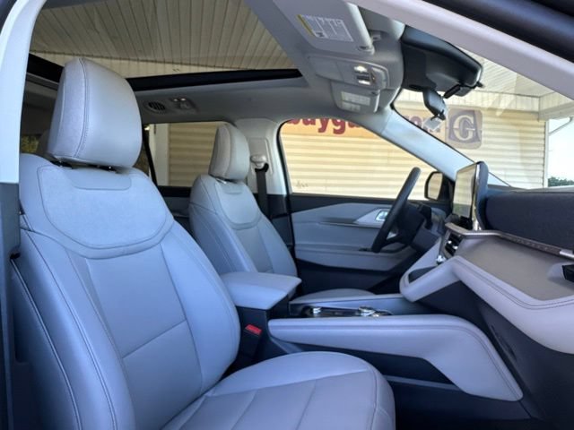 New 2026 Ford Explorer Active w/ Active Comfort Package AWD/4WD image 25