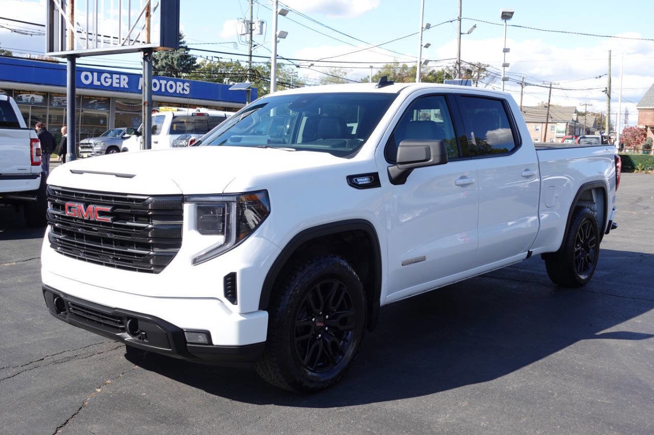 Used 2025 GMC Sierra 1500 Elevation
