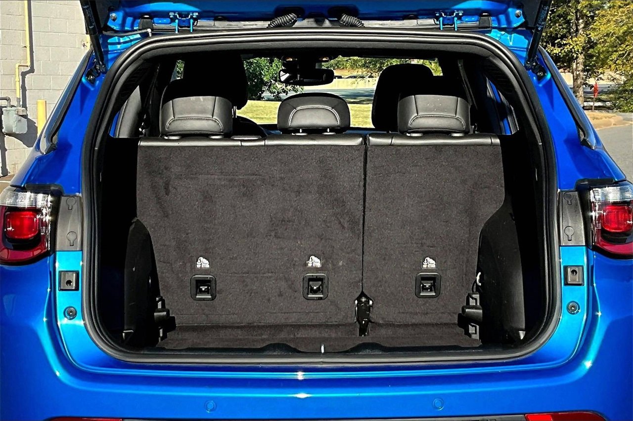 Certified 2024 Jeep Compass Limited image 22