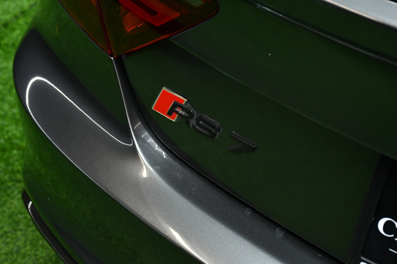 Used 2017 Audi RS 7 Performance w/ Driver Assistance Package image 10