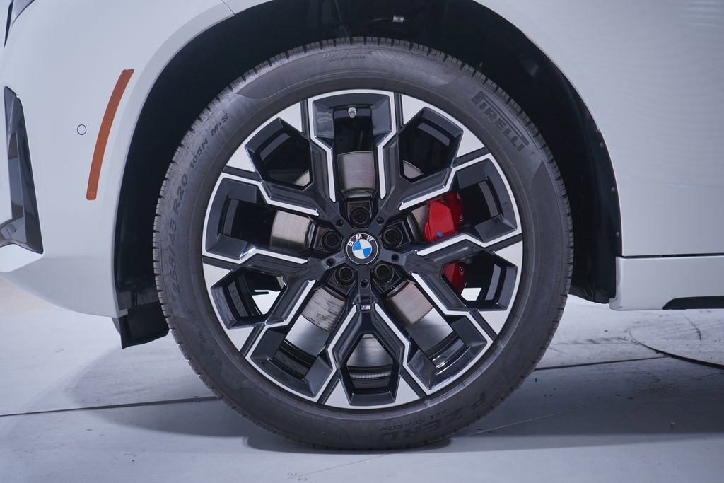 Used 2025 BMW X3 xDrive30i w/ M Sport Package image 2