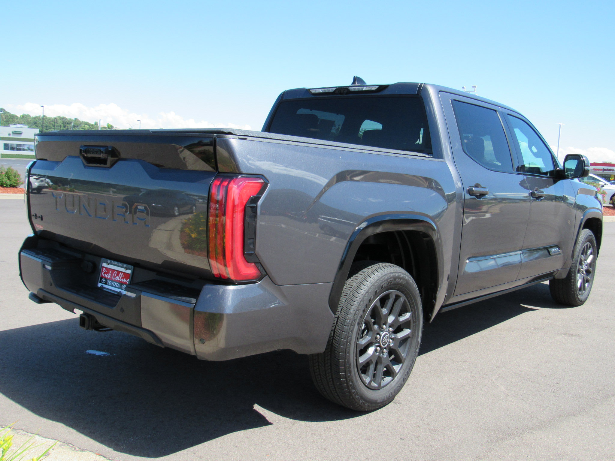 Used 2023 Toyota Tundra Platinum AWD/4WD image 6